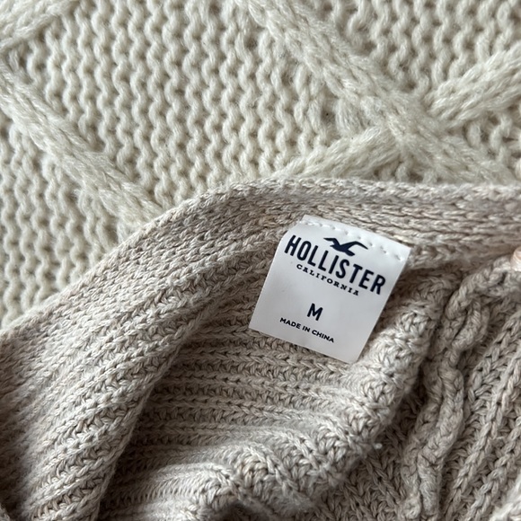 Hollister Reversible Knit Sweater - Picture 3 of 3